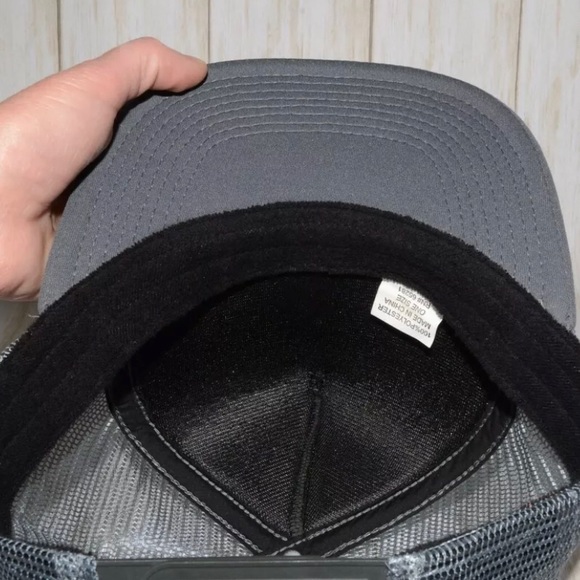 Billabong Bombshell Trucker Hat Surf Baseball Cap OSFM - Picture 6 of 7